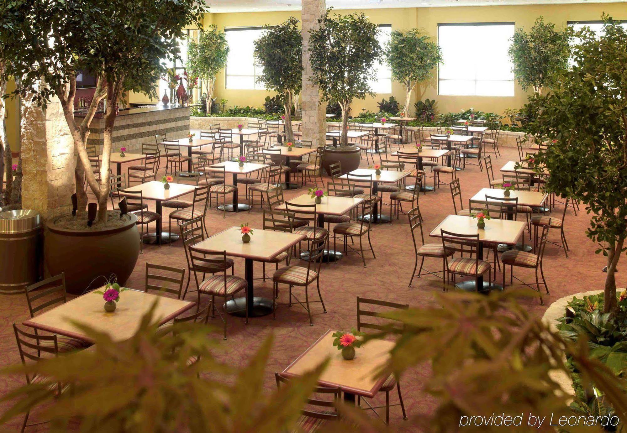 Embassy Suites By Hilton Fort Worth Downtown Екстериор снимка