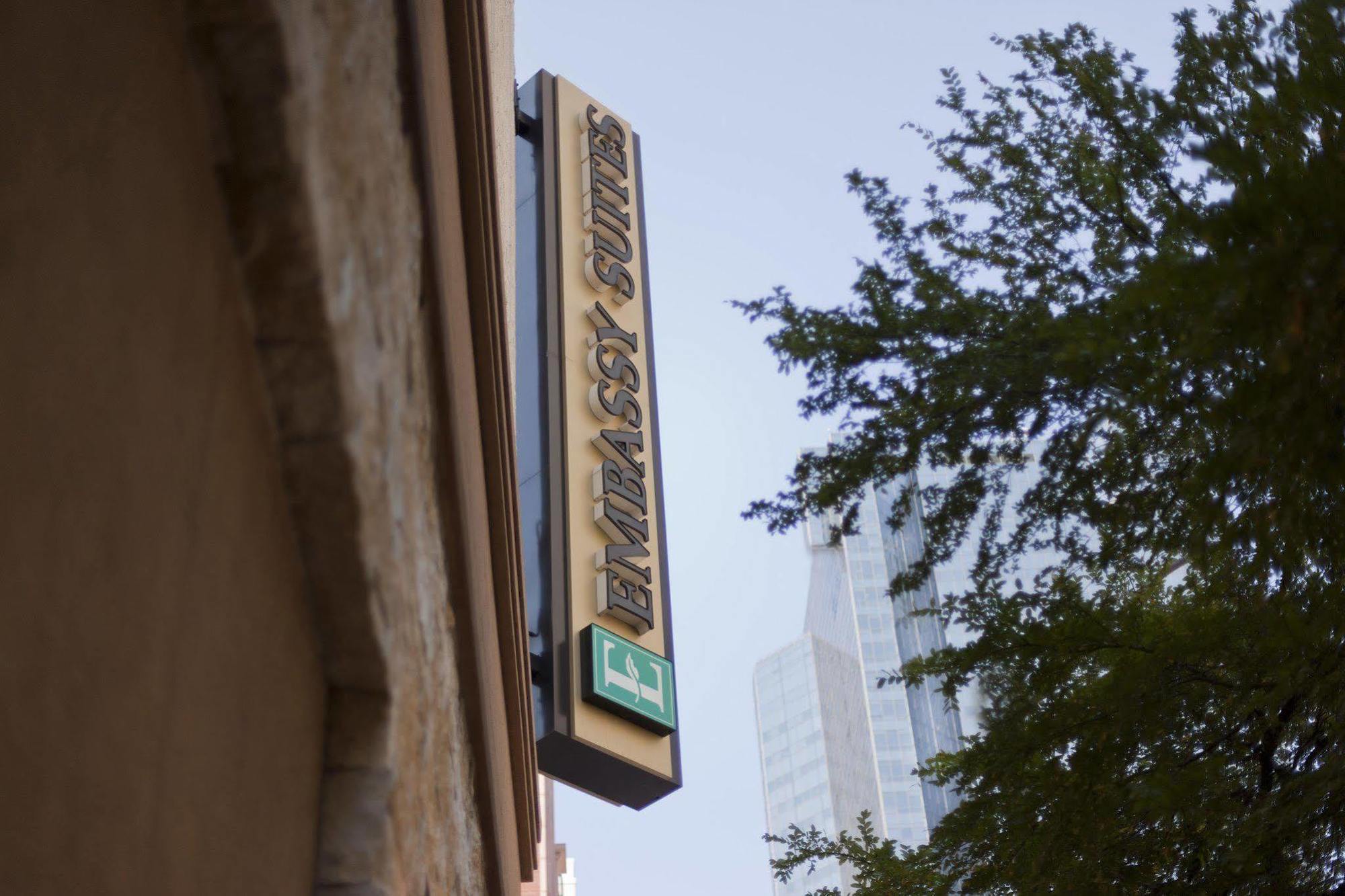 Embassy Suites By Hilton Fort Worth Downtown Екстериор снимка