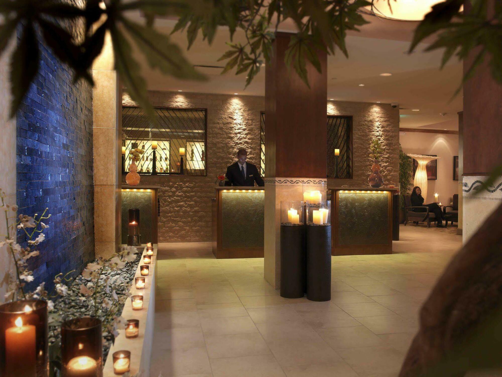 Embassy Suites By Hilton Fort Worth Downtown Екстериор снимка